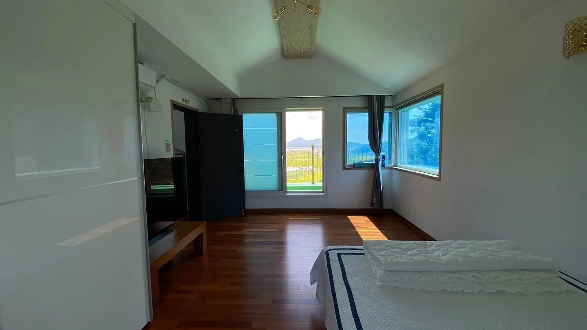 Holiday home Ganghwa Nolumog Byeoljang Villa Incheon